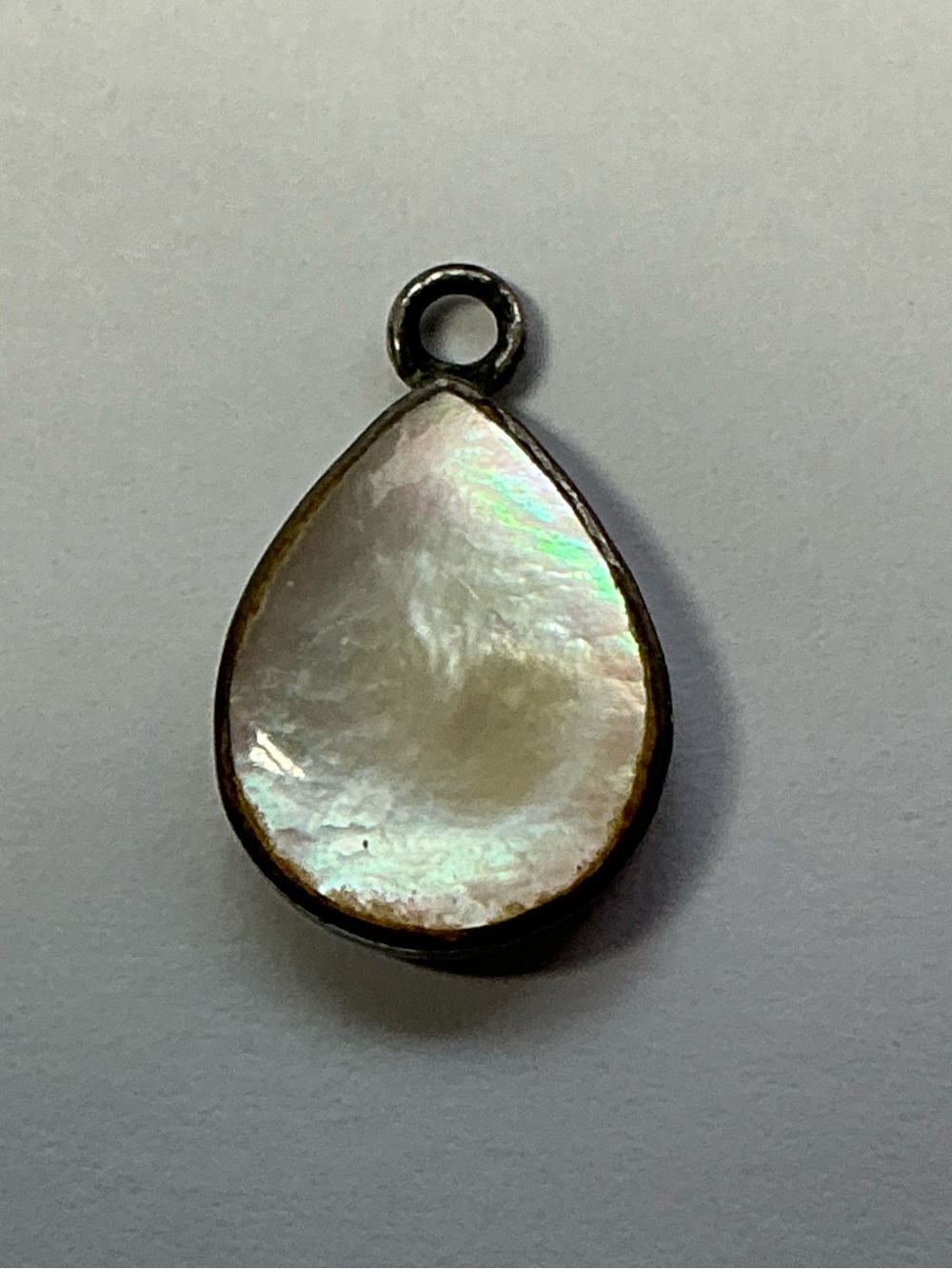 ATI Sterling Silver Mother of Pearl Teardrop Pendant - White -